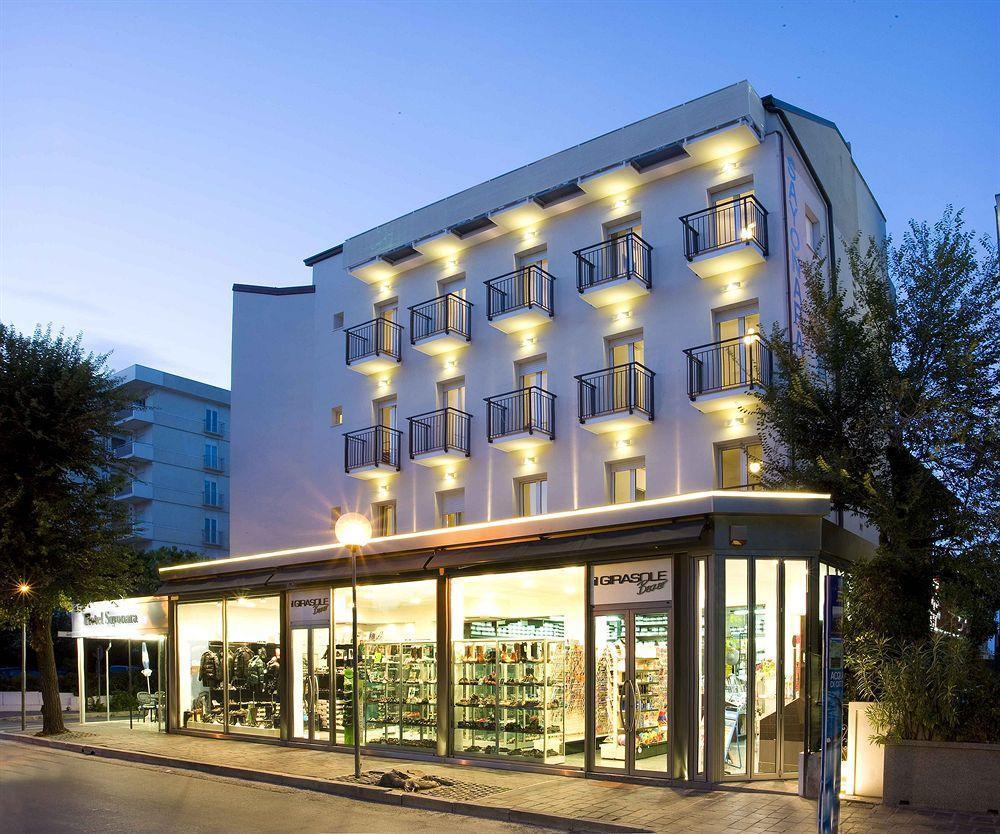 Hotel Sayonara Каттолика Экстерьер фото